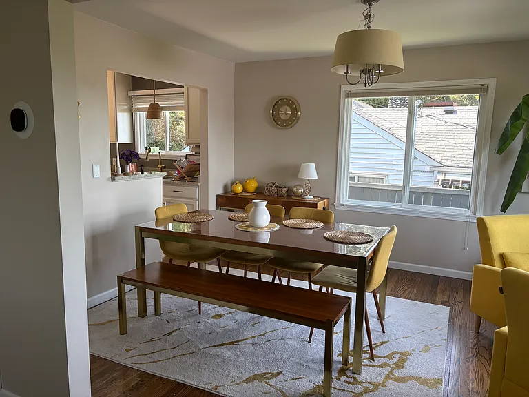9917 Rainier Ave S — Photo 16