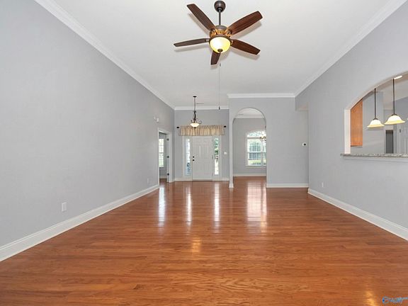 3rd image of 120 Burwell Ridge Trl