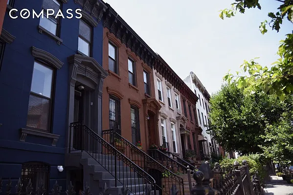 Rented by Compass | media 14