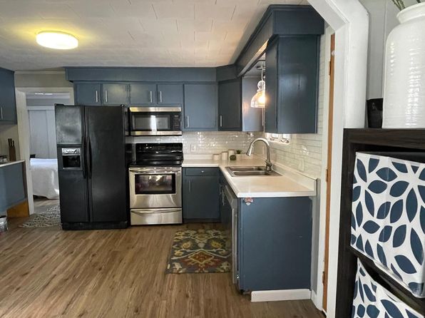9 Wells St #1
