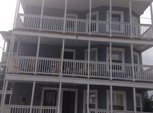 68 5th Ave #1, Woonsocket, RI 02895