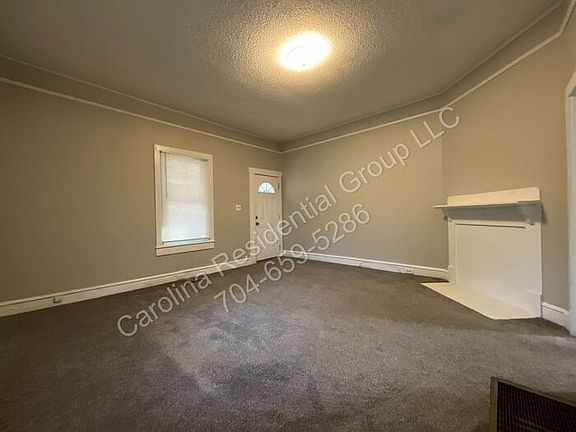 3rd image of 607 Forest Ave