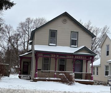 919 10th St, Port Huron, MI, 48060