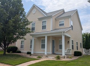 1029 Glengarry Dr, Wentzville, MO 63385