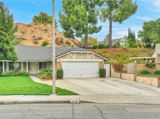 27836 Ridgegrove Dr, Santa Clarita, CA 91350