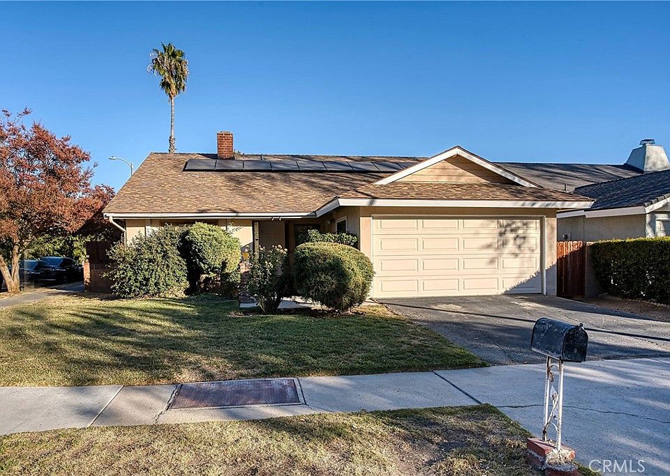 1st image of 8478 Variel Ave