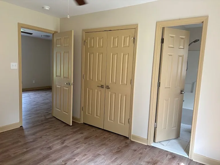 2942 Forest Park Dr — Photo 12