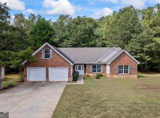 150 Buckeye Trails Dr, Commerce, GA 30530