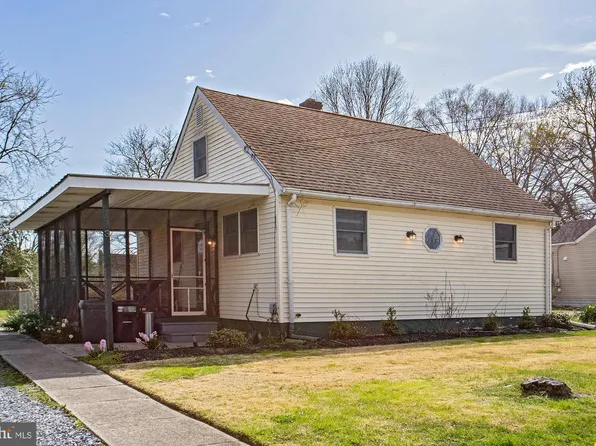 3 Davis Ave, Pennsville, NJ 08070