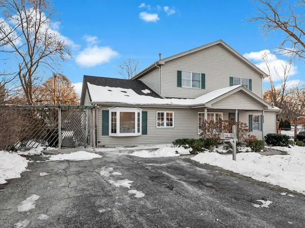 3505 Linneman St, Glenview, IL 60025