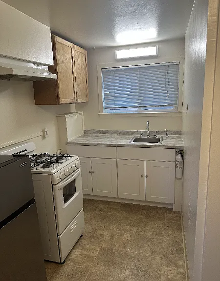 1425 Cherry Ave #3 — Photo 6
