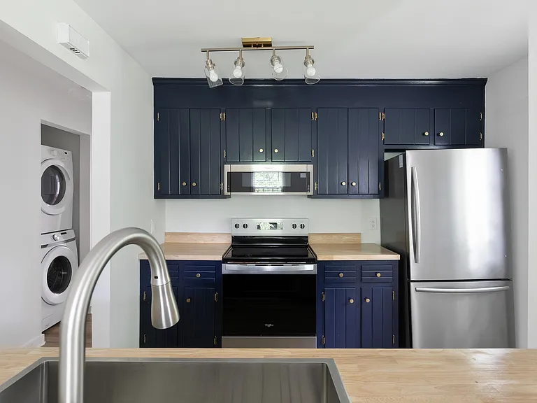 1704 Choate Pl #A — Photo 2