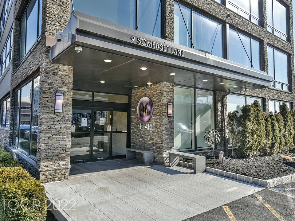 1st image of 9 Somerset Ln Unit 309