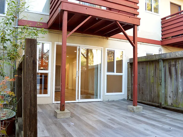 385 Talbot Ave #1 — Photo 14