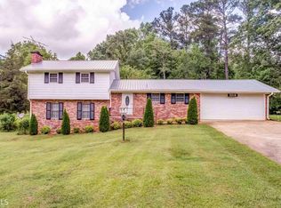 3318 Springdale Forrest Cir, Gainesville, GA 30506