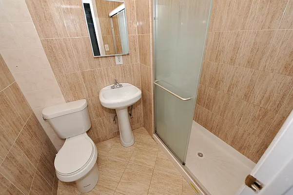 Rented by Highline Residential | media 11