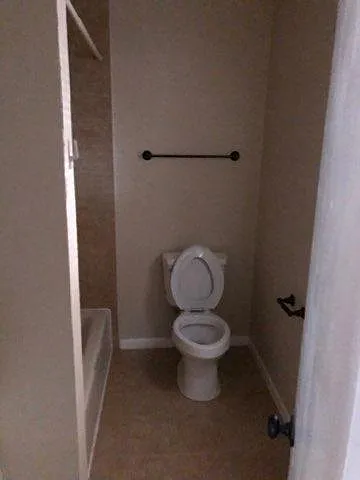 1537 Bardfield Ave — Photo 5