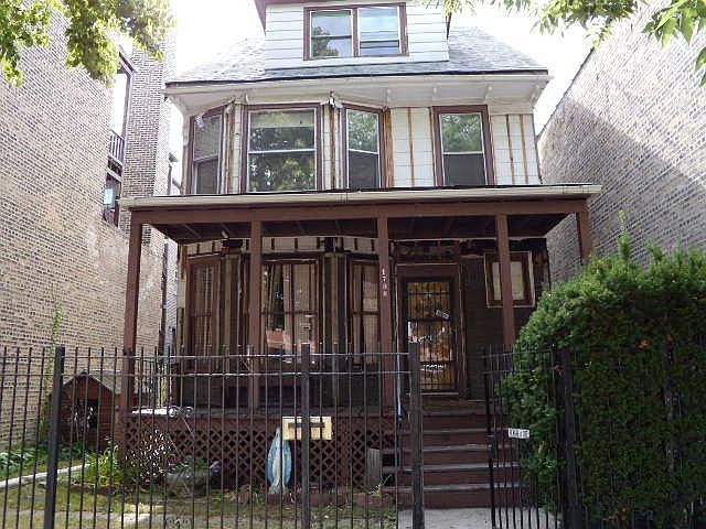 1st image of 4706 N Damen Ave