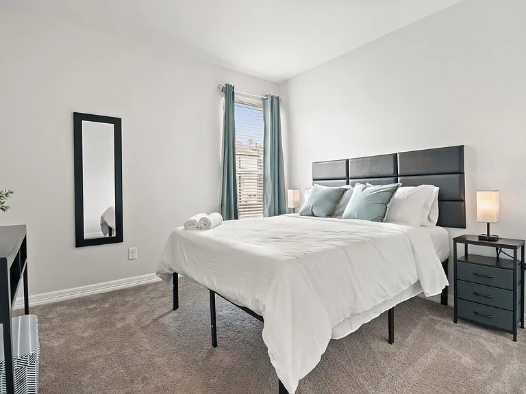 11002 Crescent Light Way — Photo 23