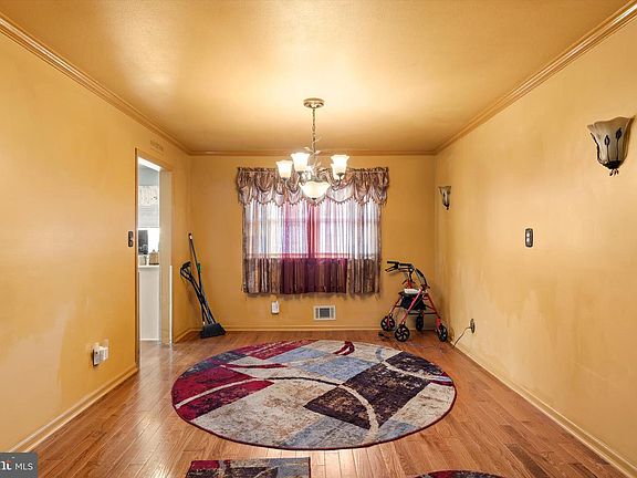 5th image of 12 Sedgwick Rd
