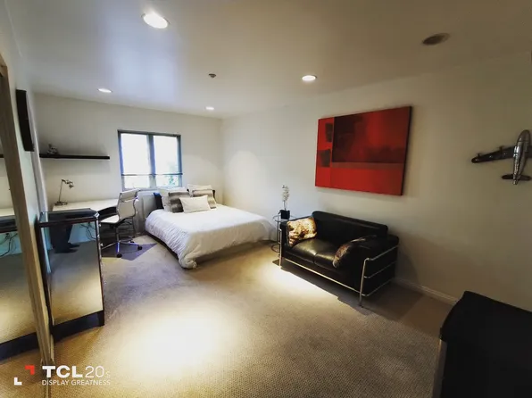 8586 Crescent Dr, Los Angeles, CA 90046