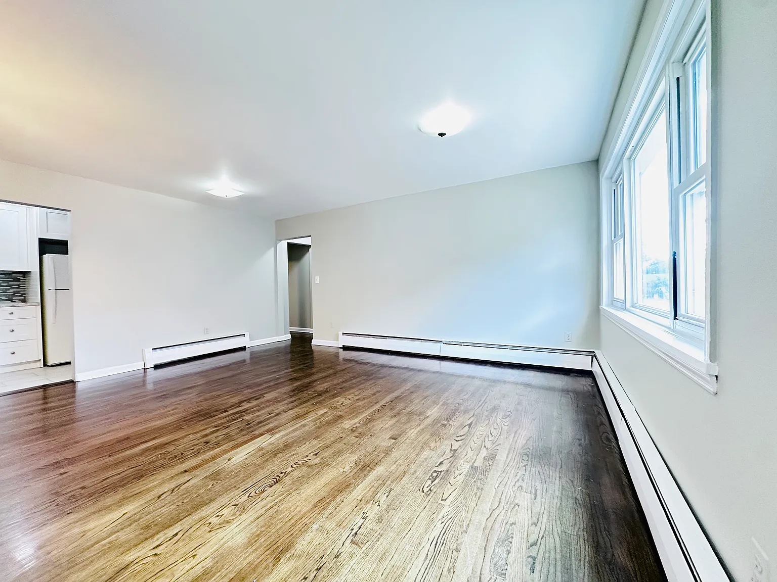 2 bed, 1000 sqft, $2,600 — Photo 3