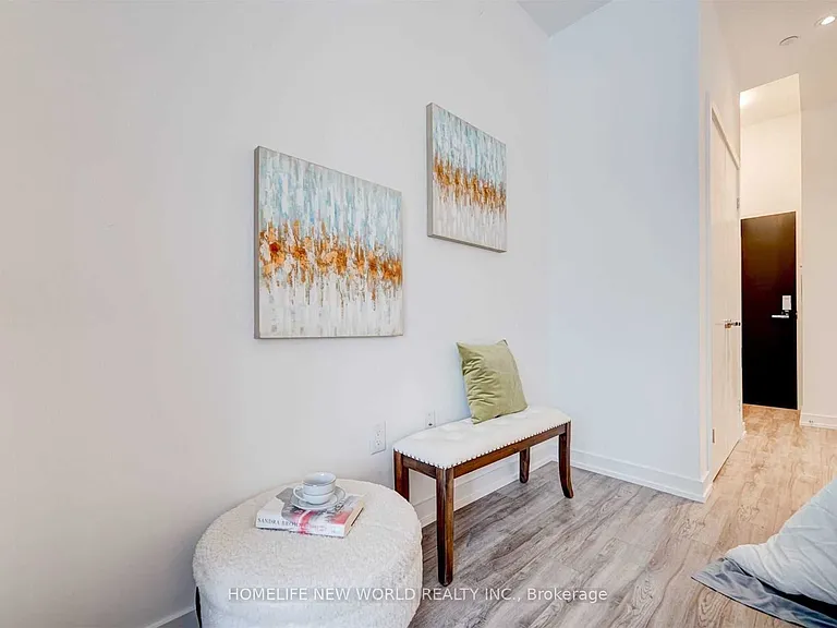 77 Shuter St #909 — Photo 21