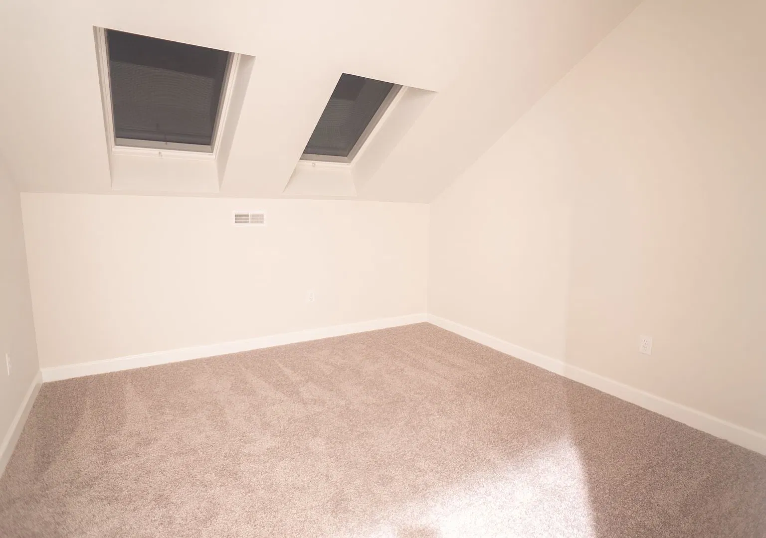 Weiskopf Lofts LLC — Photo 1