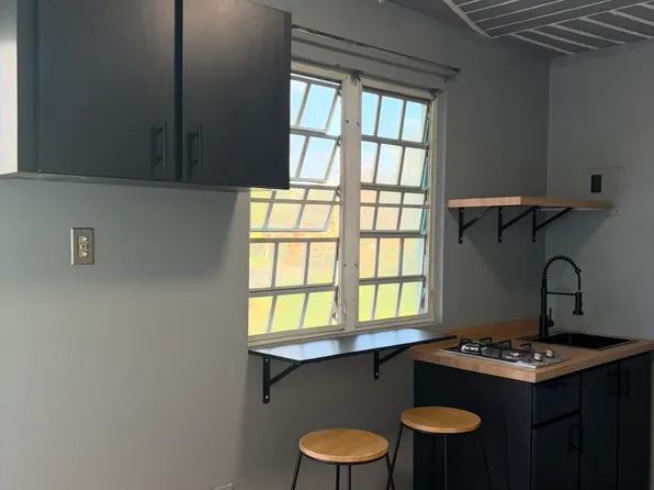 9 Calle 13, Quebradillas, PR