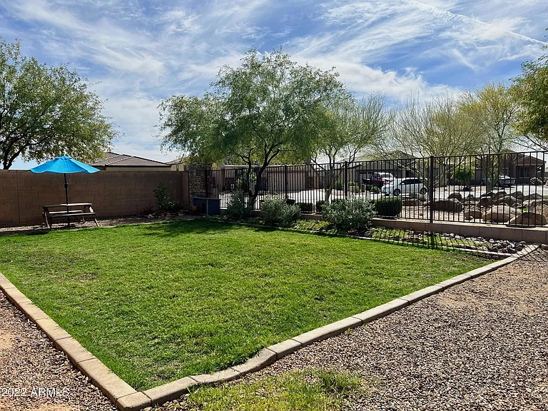 19354 N Pietra Dr — Photo 10