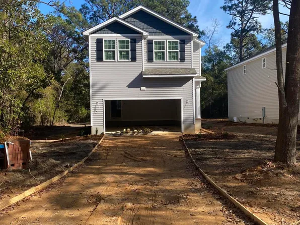 1515 W New York Avenue, Southern Pines, NC 28387