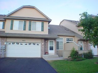 9975 Hamlet Ln S, Cottage Grove, MN 55016