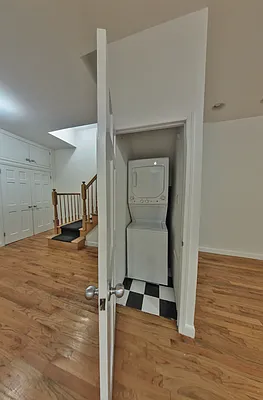 Rented by Compass | media 24