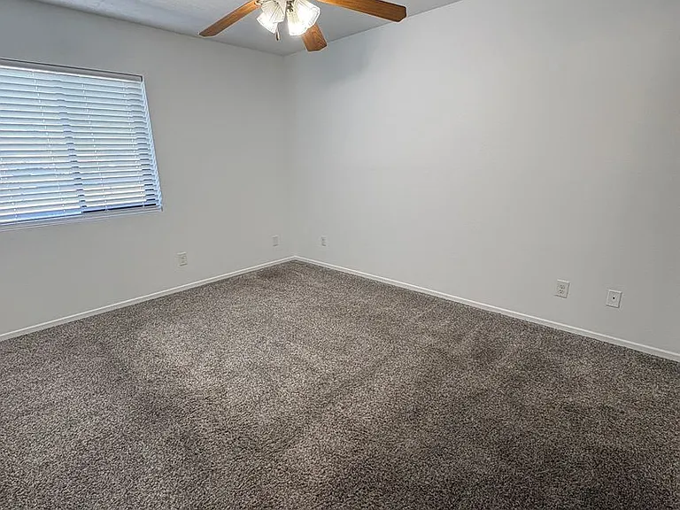 1957 Mesquite Ave #27 — Photo 9
