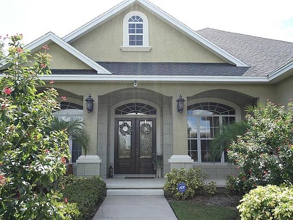 3rd image of 1102 Interlochen Blvd