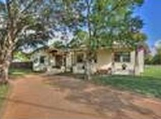 605 E 3rd St, Georgetown, TX 78626