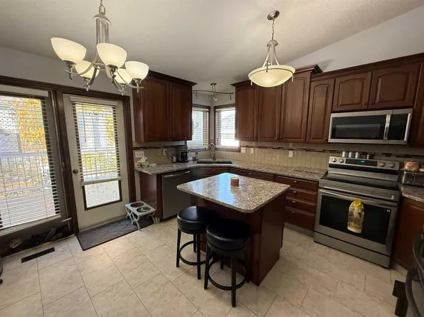 5520 E 41st St, Provost, AB T0B 3S0