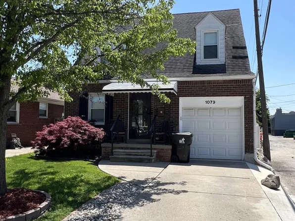 1079 Liberty Ave, Lincoln Park, MI 48146