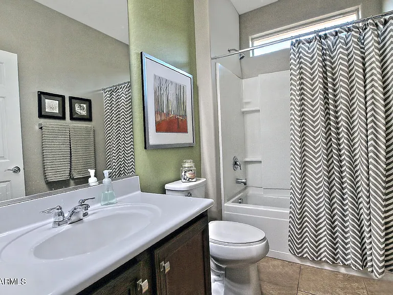 4394 N Hummingbird Dr — Photo 23