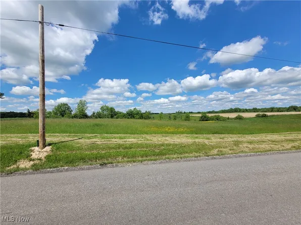 1568 Cinnamon Dr S, West Salem, OH 44287