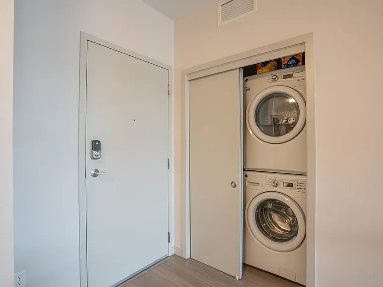 Washer/Dryer