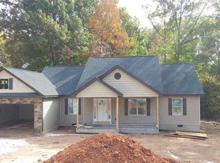 218 Barry Rd, Taylors, SC 29650