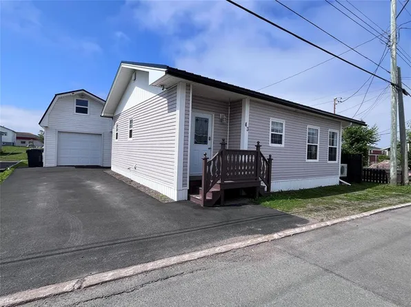 43 Elizabeth Avenue, Grand Bank, NL A0E1W0
