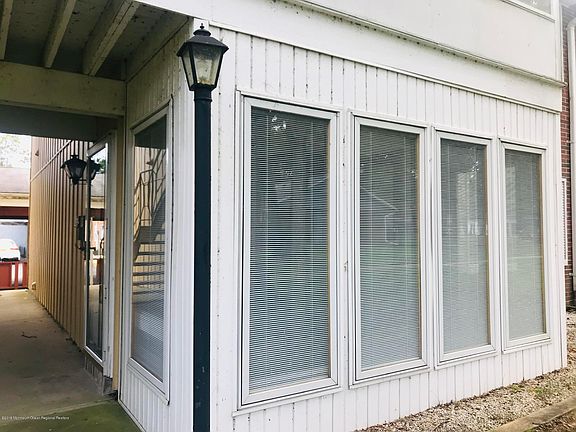 2nd image of 38D Cambridge Ct #1004