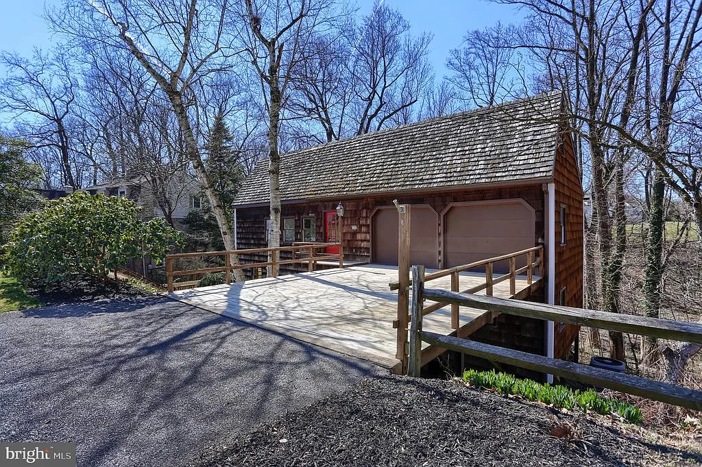 1148 Mill Mar Rd photo 1