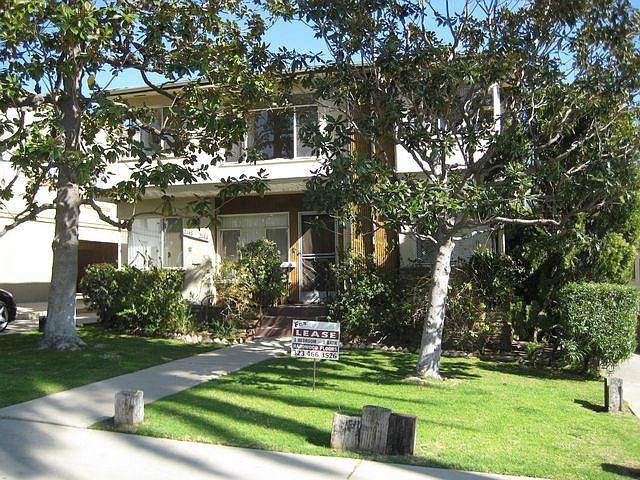1st image of 2144 N Beachwood Dr #4-2144-1/2