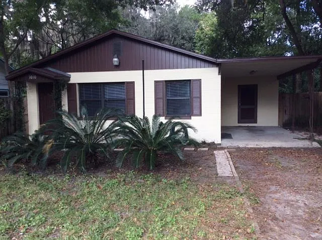 1010 NW 22nd Ave — Photo 1