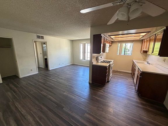 2nd image of 229 W Tujunga Ave APT H