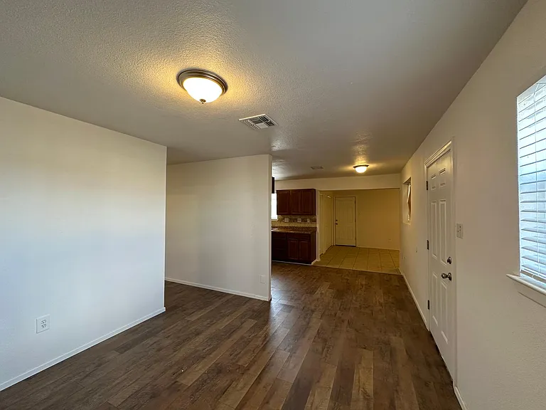 4345 Ridgedale Ave — Photo 4