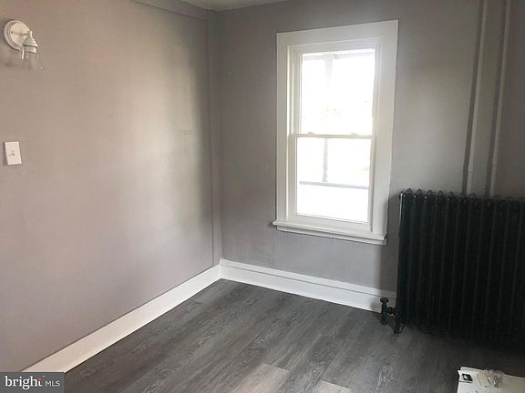 5th image of 629 E Quince St